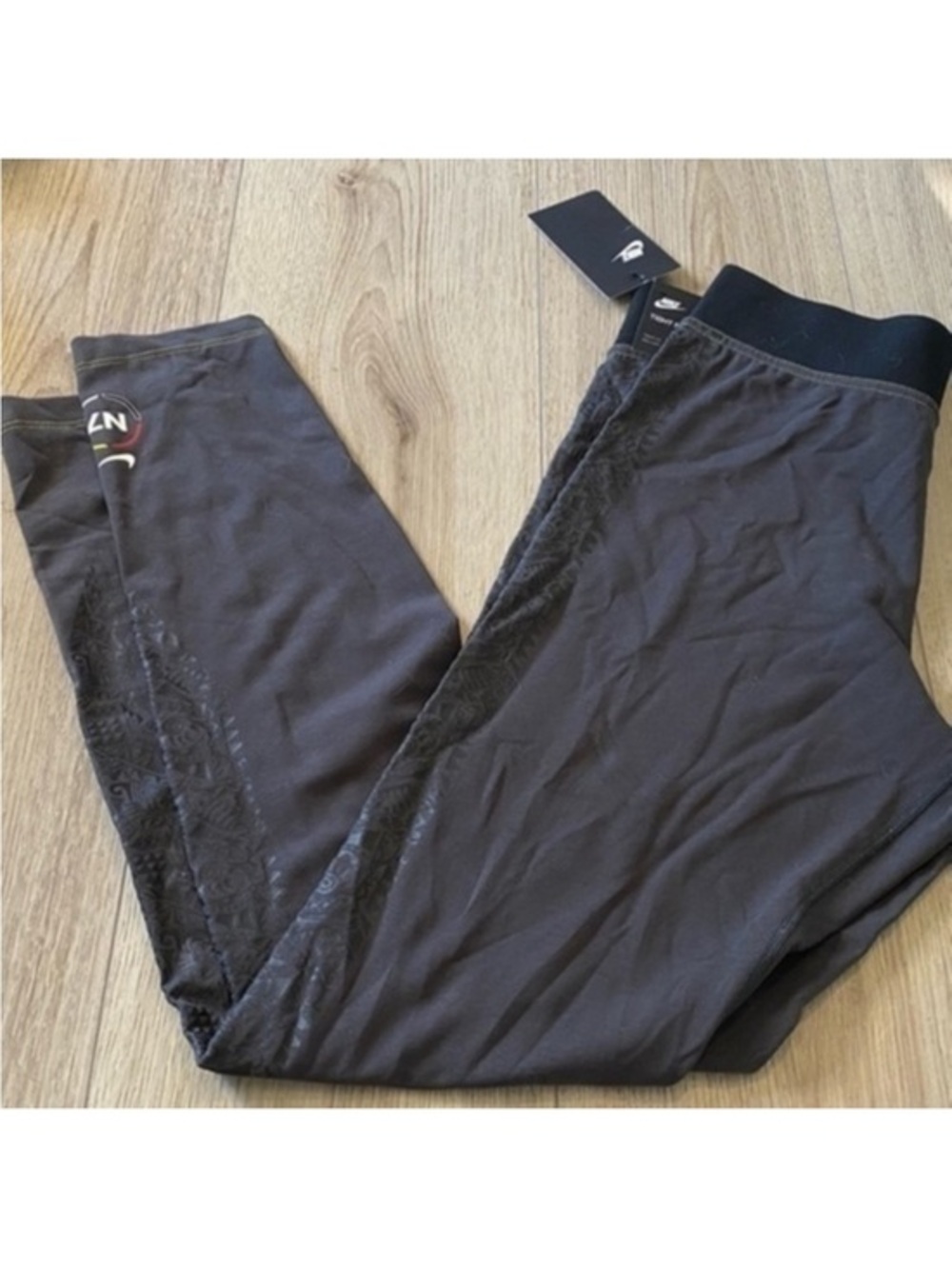 Nike grey gray tight fit leggings tights